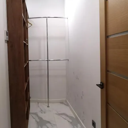 Apartment On Frantsuz'ky Bulvar